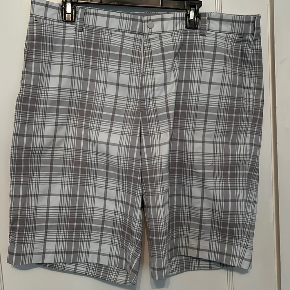 Nike golf for-for shorts